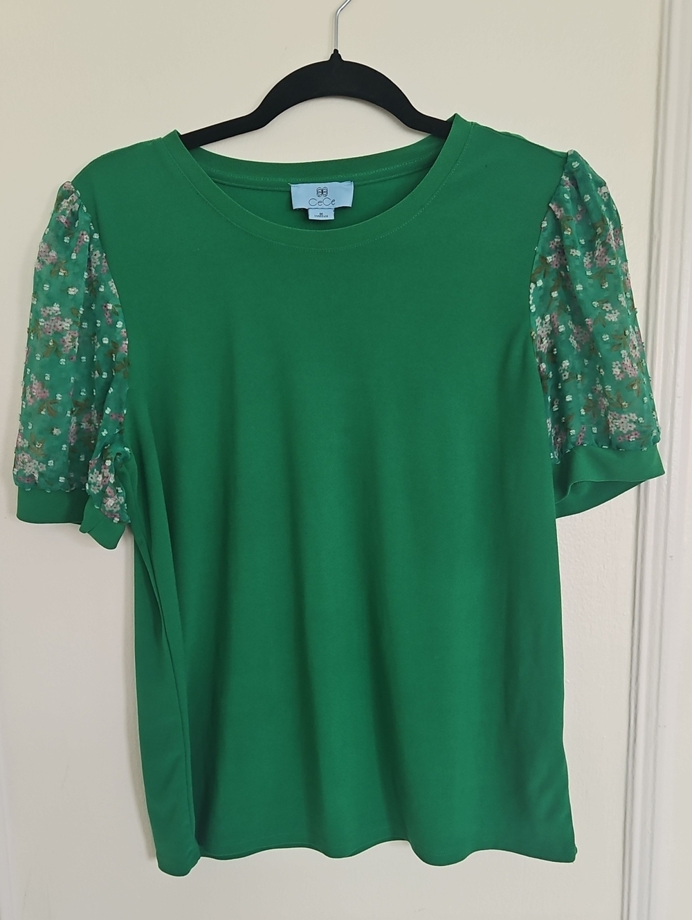 CeCe Emerald Green Short-Sleeve Top with Floral Sheer Puff Sleeves